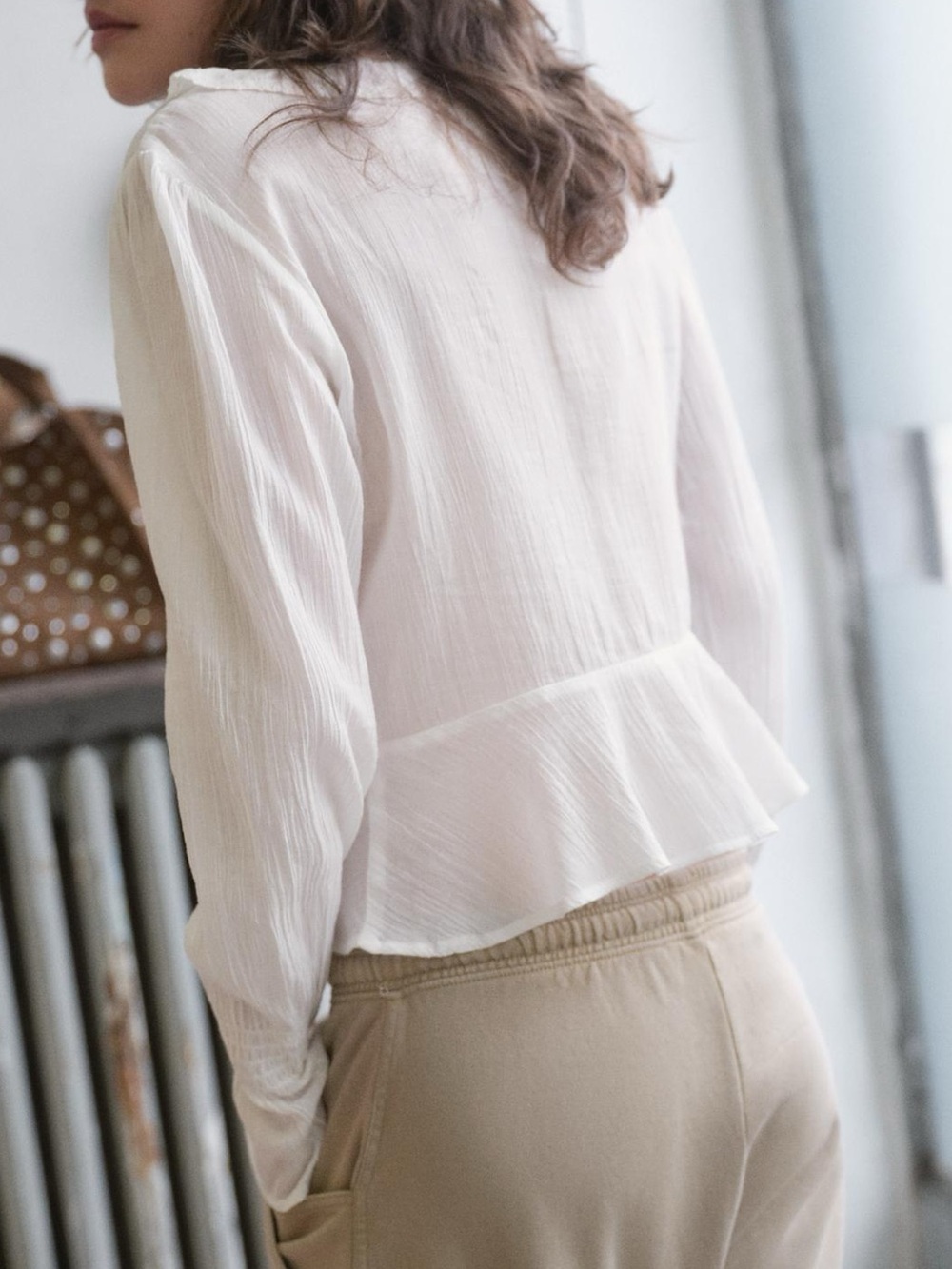 NWT Zara Chiffon Embroidered Ruffle Shirt Oyster White M - Picture 4 of 10
